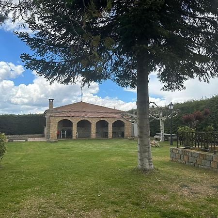 Casa Rural El Cordel La Serrada エクステリア 写真